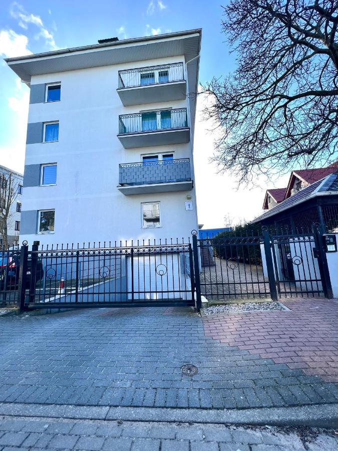 Apartament Centrum 13 Z Garazem Podziemnym Wladyslawowo Exterior photo